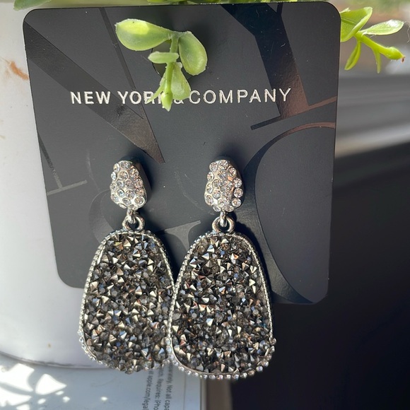 New York & Company Rhinestone Detailed Silver Earrings, Approximately 2 Inch NWT - Picture 2 of 7